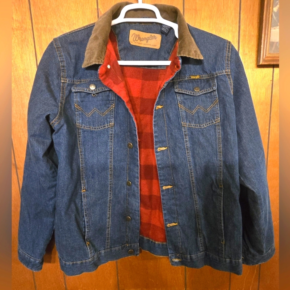 Wrangler Western Denim Jacket Red Plaid Lining Brown Courdory Collar SM/Med